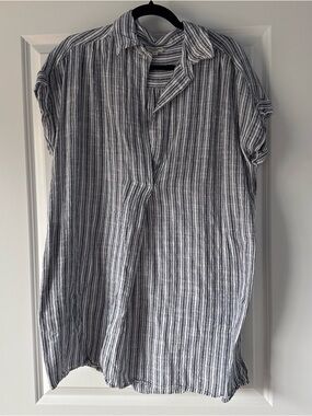 Max Studio Blue and White Striped Short-Sleeve Button-Down Shirt